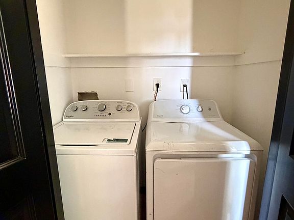 5th image of 98-100 Raritan Ave