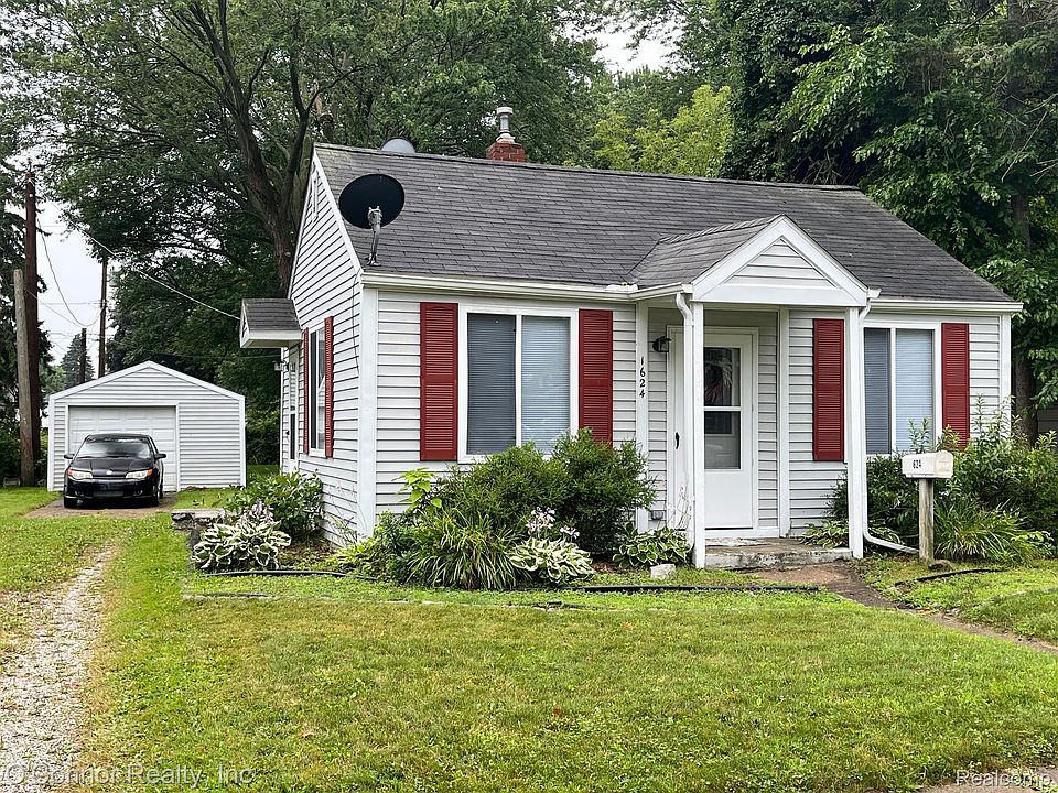 1st image of 1624 Lyon St