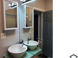 708 E Marquette Rd, Chicago, IL 60637