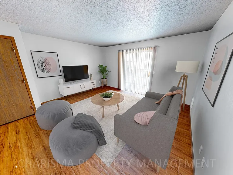 Teakwood Apartments — Photo 10