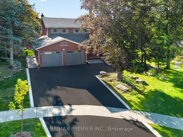 35 Yellow Pine Cres, Vaughan, ON L4L 3G8
