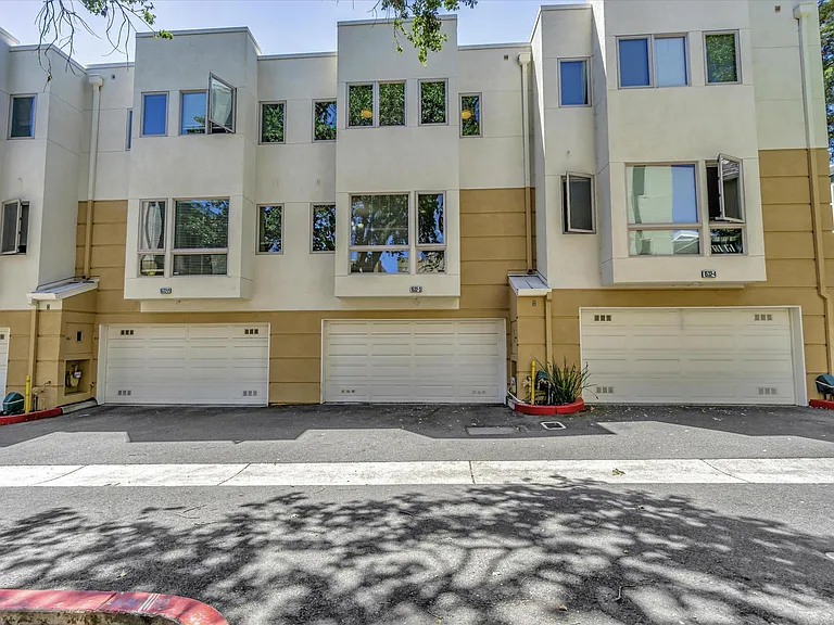 1532 Sunnyvale Ave #3 — Photo 42