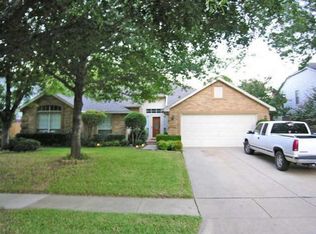 2050 Wedgewood Dr, Grapevine, TX 76051