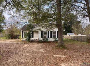 917 N Gholston St, Carthage, TX 75633