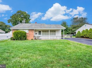 41 E Church Rd, Plymouth Meeting, PA 19462