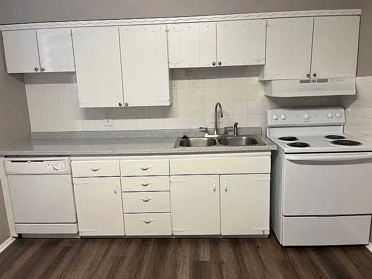 8355 W 9th Ave — Photo 5