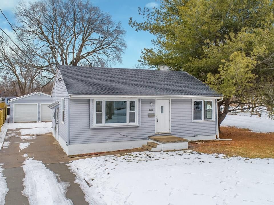 1st image of 1129 W Purtscher Dr
