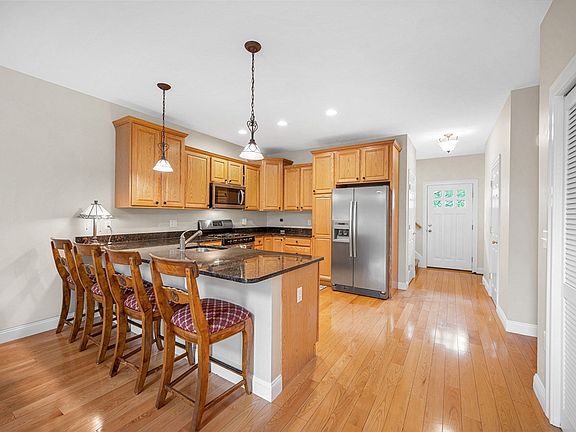 5th image of 40 Lynnes Way