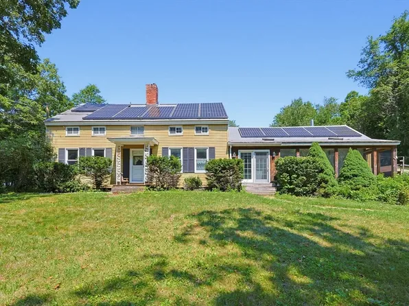 525 Clark St, Gardner, MA 01440