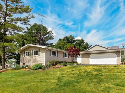 132 Valhalla Dr NE, Poplar Grove, IL, 61065