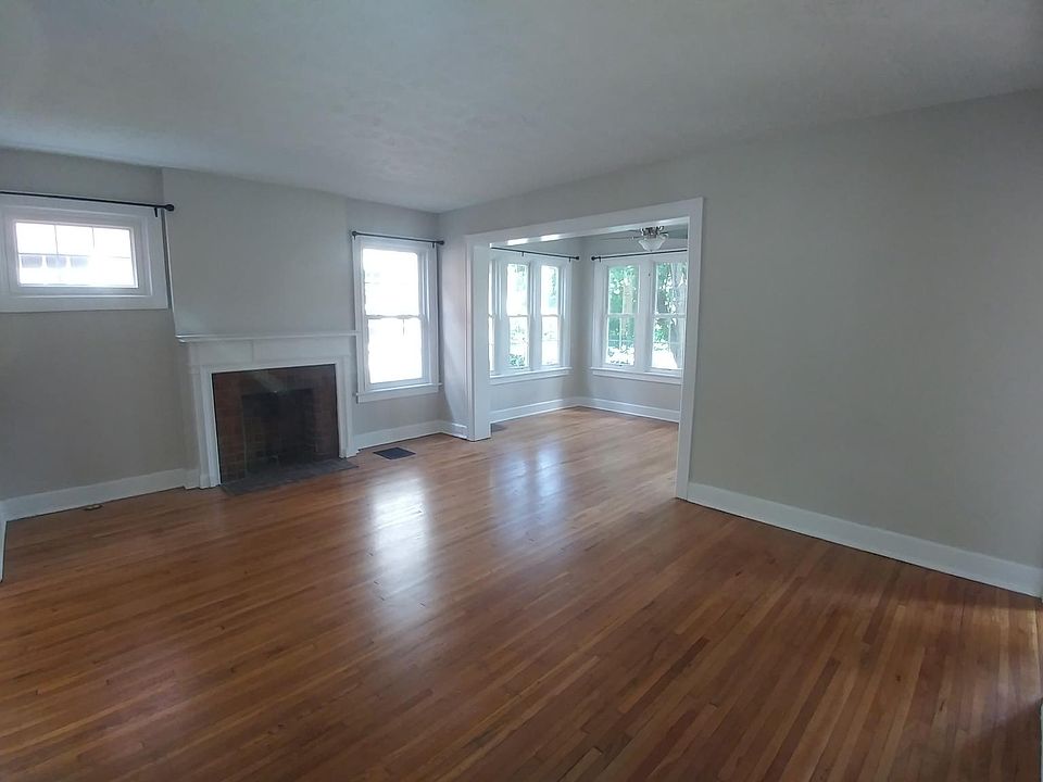 1st image of 1613-1615 E Richmond Ave