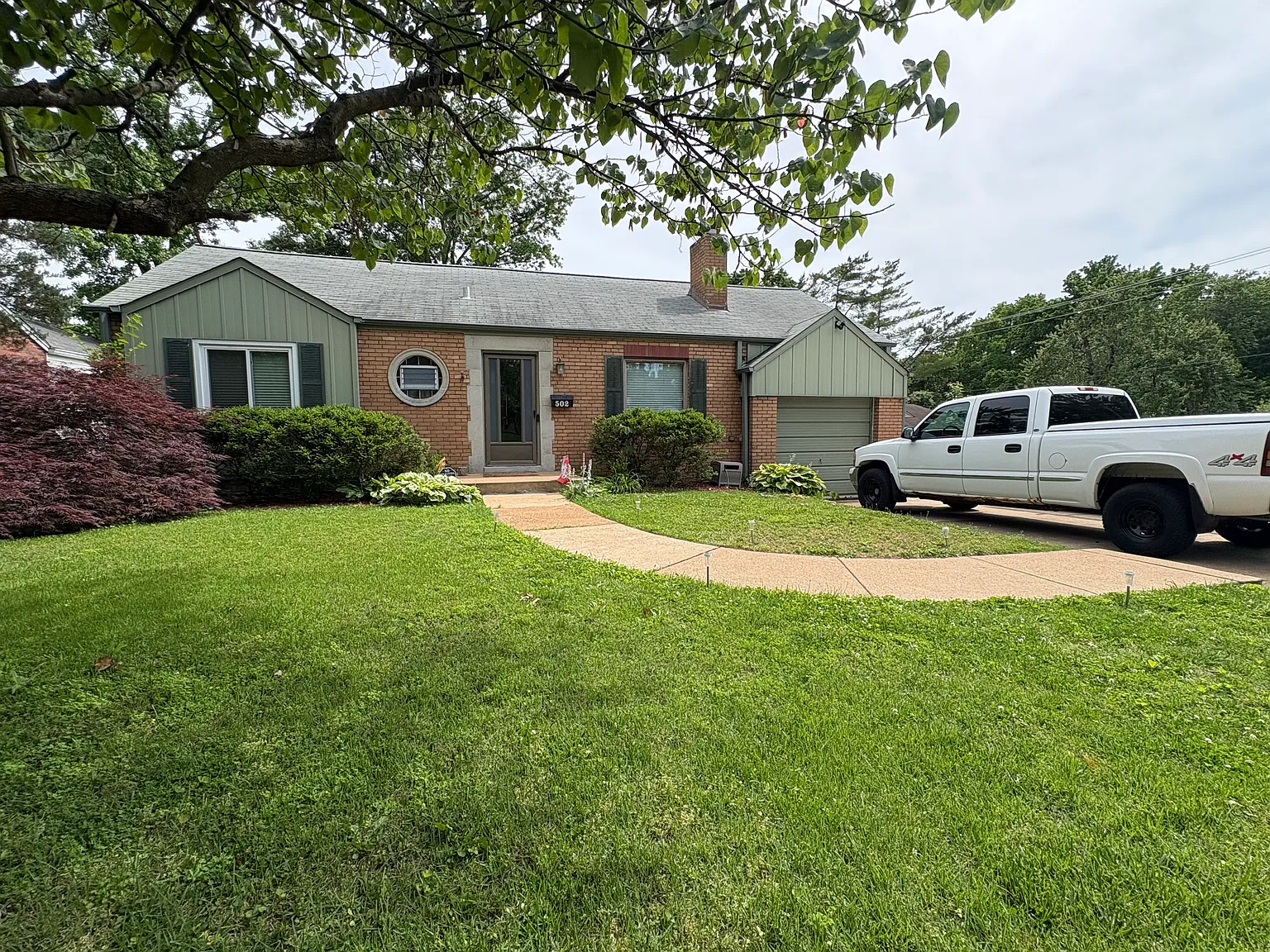 2 bed, 1139 sqft, $1,900 — Photo 3