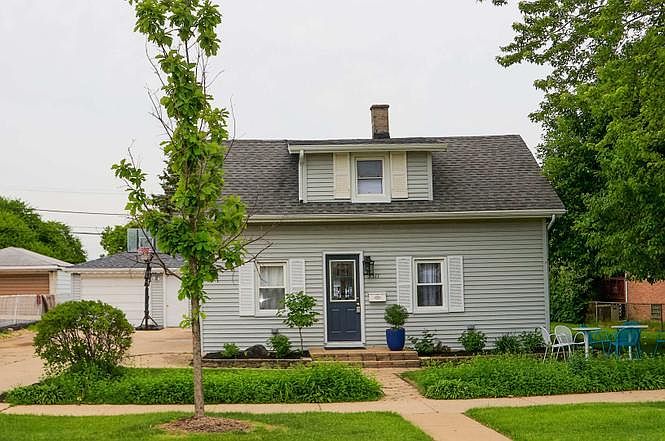 1st image of 3511 Scott St