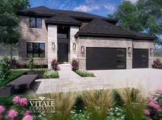 17824 Biscayne Dr, Macomb, MI 48042