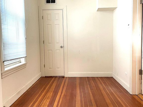 5th image of 2218 N Hamilton Ave APT 3F
