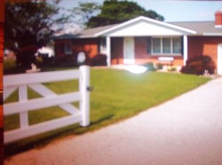 12808 Crackerneck Rd, Trenton, IL 62293