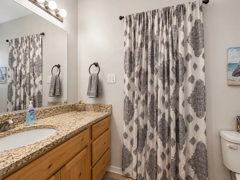722 Lambrecht Ln — Photo 11
