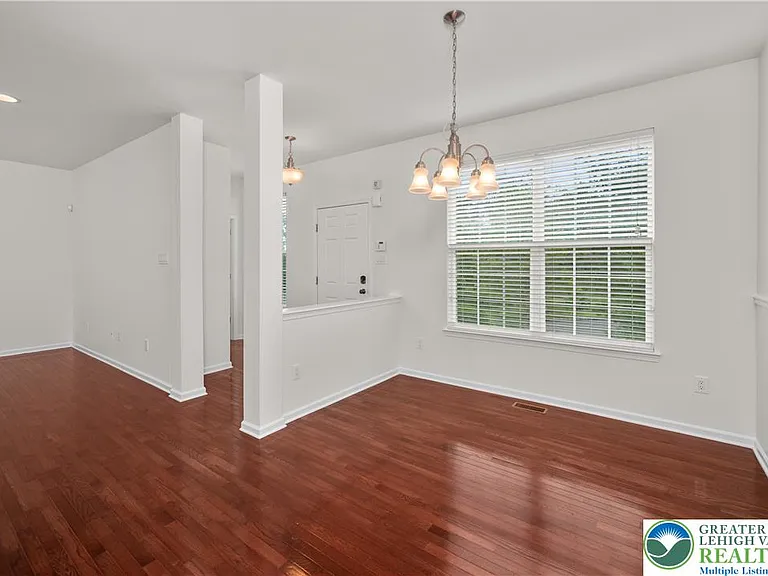 4207 Yorktown Rd — Photo 14