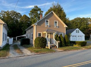 26 Maple St FLOOR 1, Coventry, RI 02816