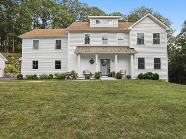 34 Hickory Lane, Ridgefield, CT 06877