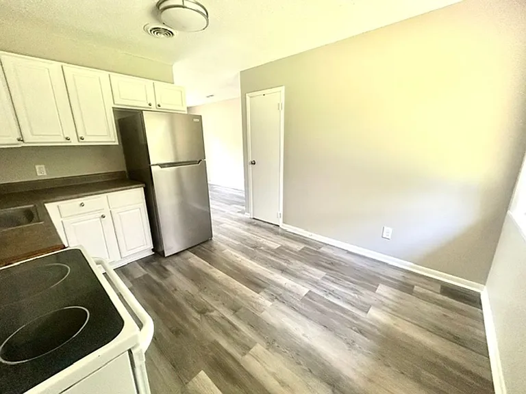 2307 Mount Vernon Rd NW — Photo 6