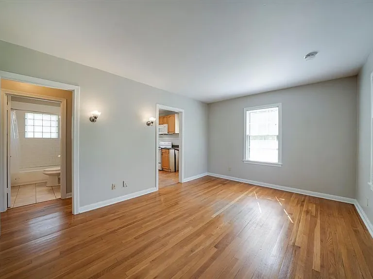 1732 Watterson Rd — Photo 10