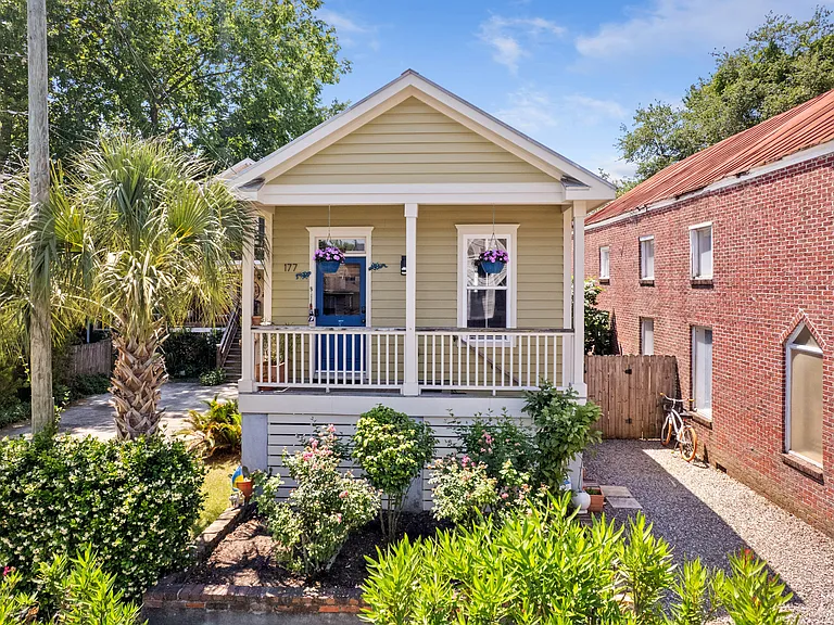 177 Fishburne St — Photo 40