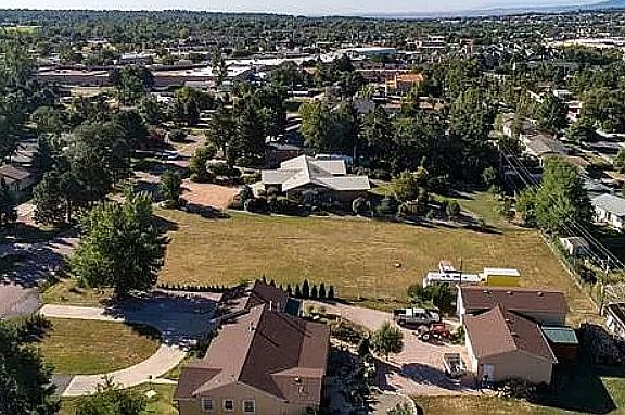 3rd image of 4680 Topaz Dr