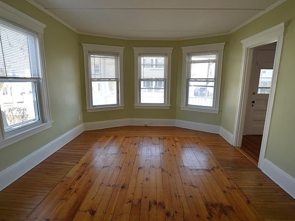 4th image of 11 Woodland Ave #A
