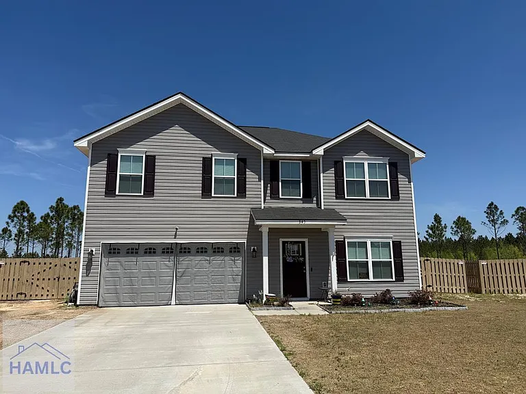 345 McClelland Loop NE — Photo 1