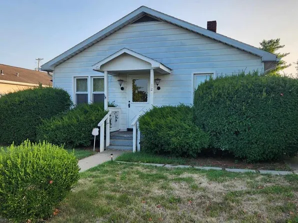 128 W High St, Frankfort, OH 45628