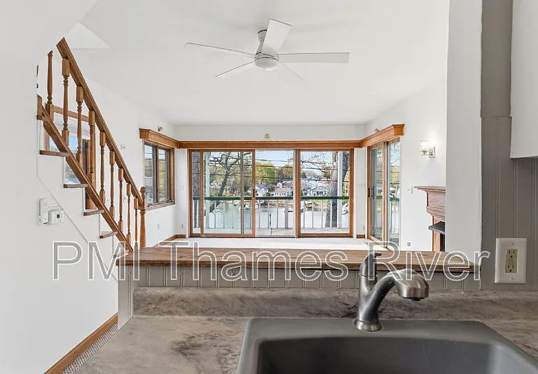 33 Laurel St — Photo 24