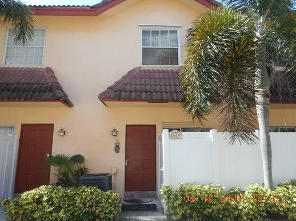 2429 NE 14th Street Causeway, Pompano Beach, FL 33062