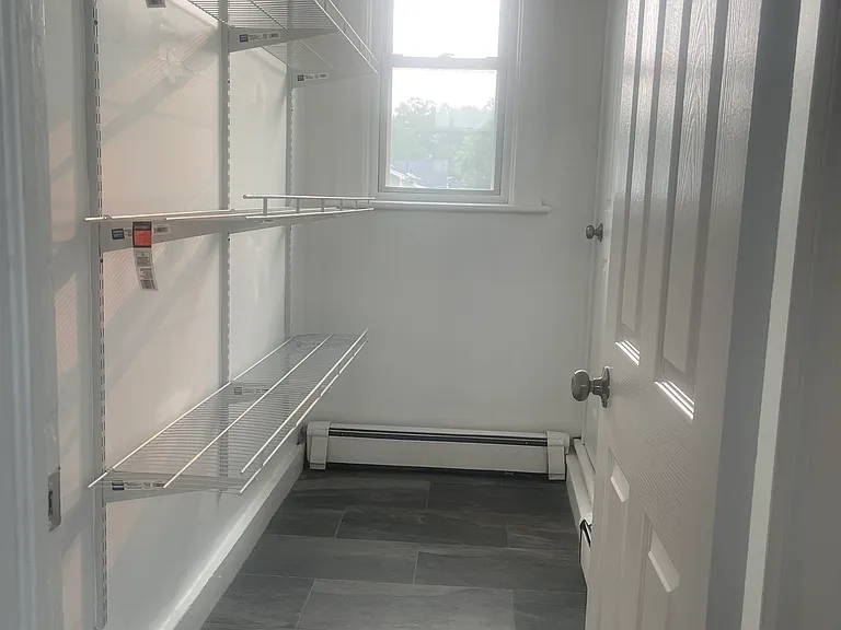89 Franklin Ave #2 — Photo 3