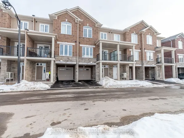 677 Park Rd N #126, Brantford, ON N3R 0C2