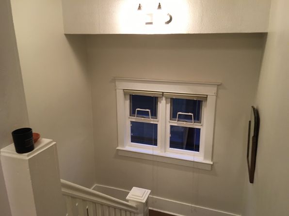 2 bedroom rental in Vancouver — photo 3