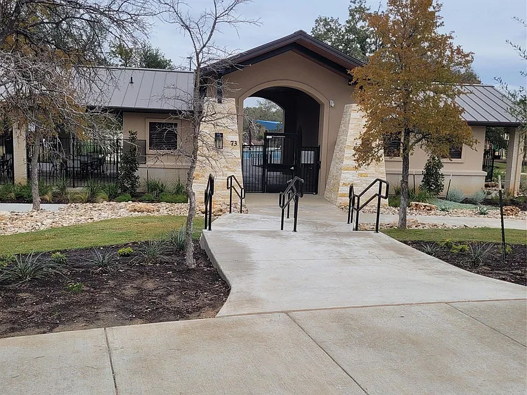 120 Free Stone Dr — Photo 39