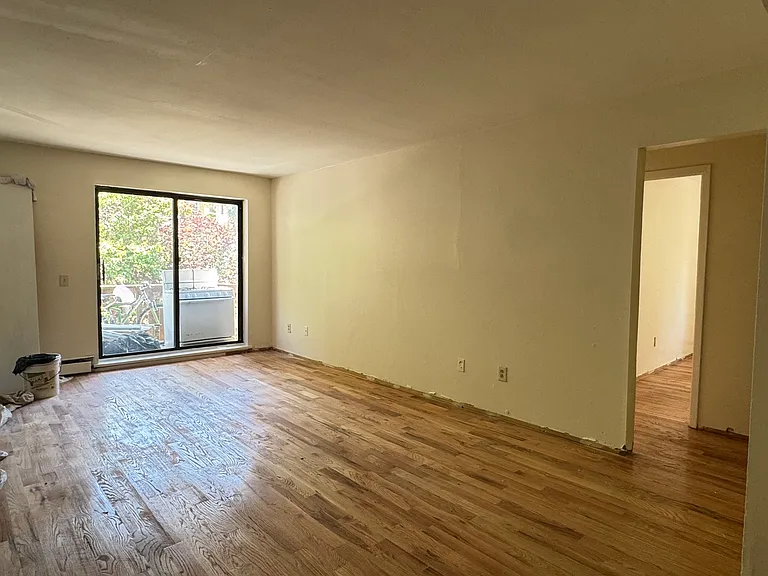 37 Odell Ave #1DD — Photo 3