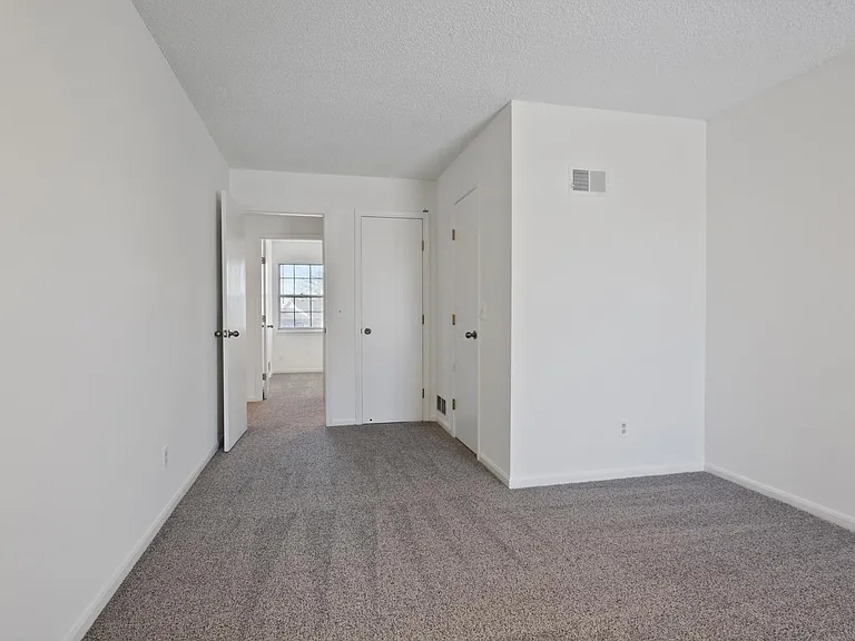 6627 W 149th Ter — Photo 14