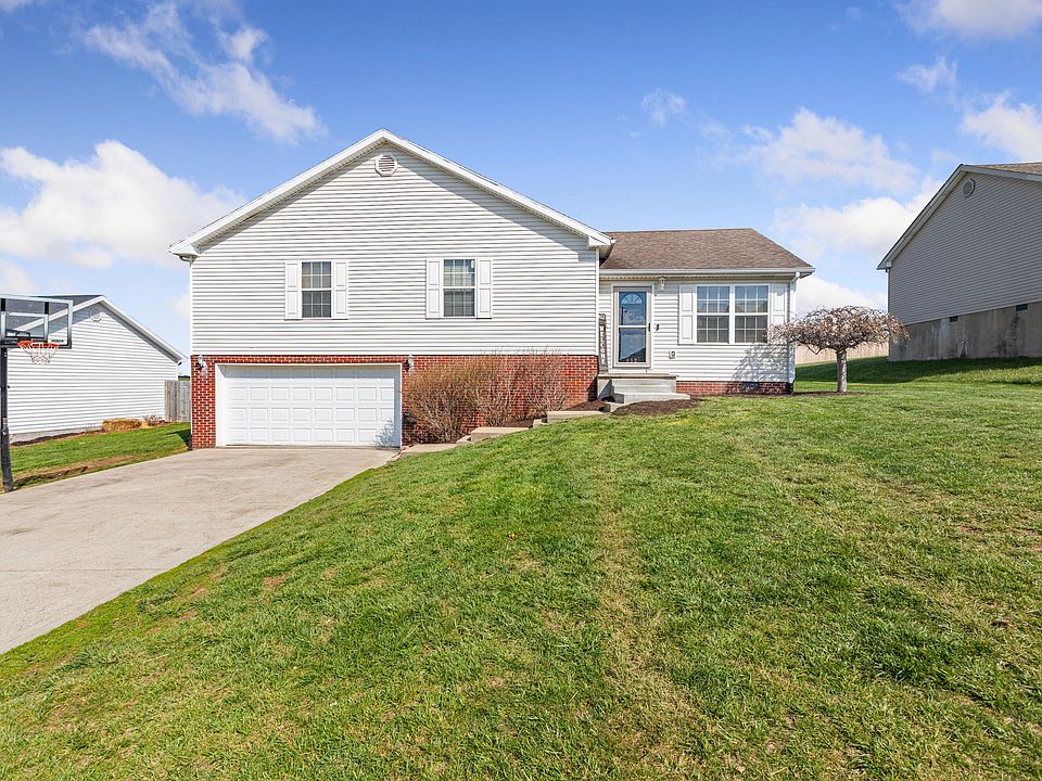 1st image of 852 Thorn Trace Dr