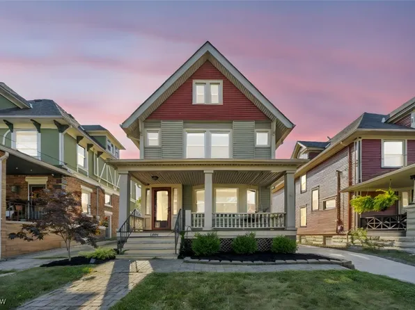 1484 Alameda Ave, Lakewood, OH 44107