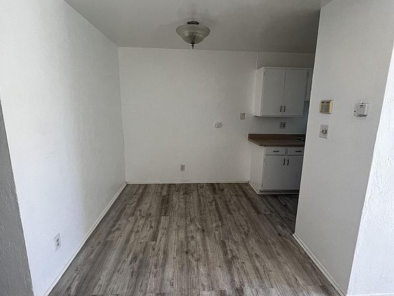 4th image of 9666-9668 Lake Natoma Dr #2