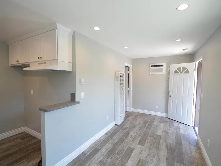 3507 E 58th St — Photo 6
