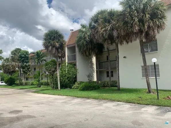 7500 NW 17th St APT 109, Plantation, FL 33313