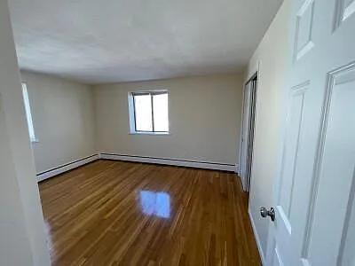 81 Litchfield St #15 — Photo 4