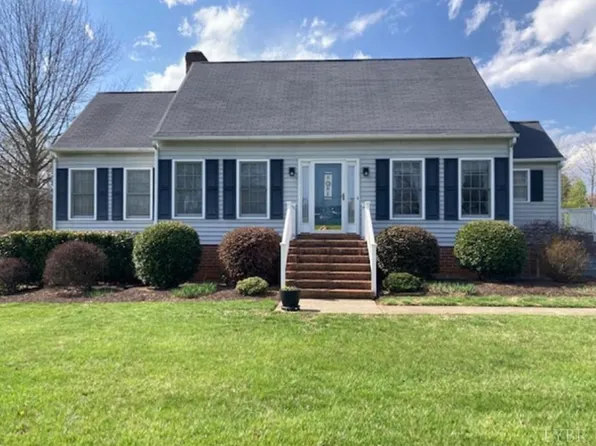 113 Fieldbrook Pl, Forest, VA 24551