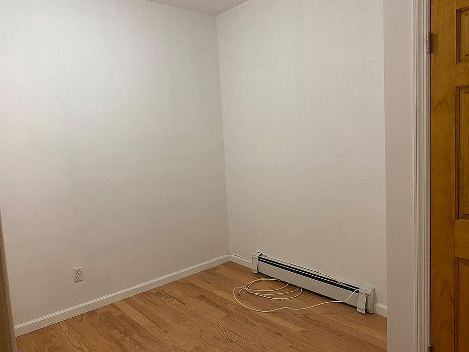 1st image of 7428 87th Ave Fl 2