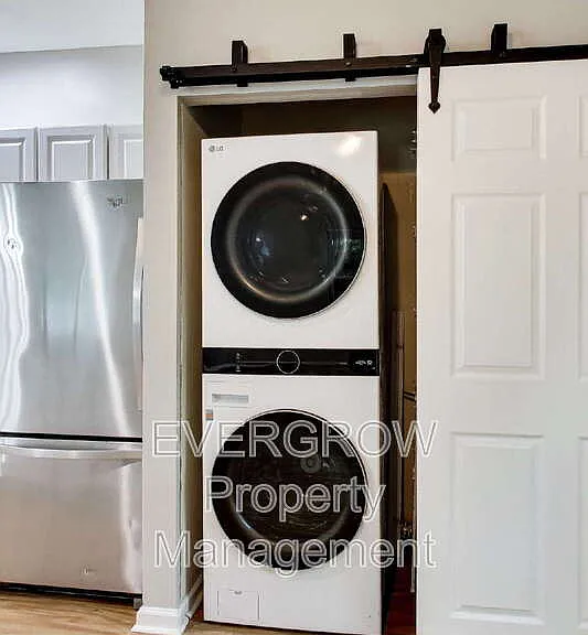 9518 Bent Brook Dr — Photo 22