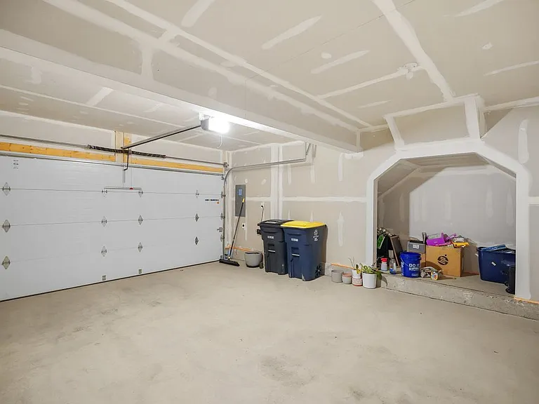 16418 Caribbean Way — Photo 13
