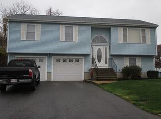 181 Seaward Ln, Fall River, MA 02720
